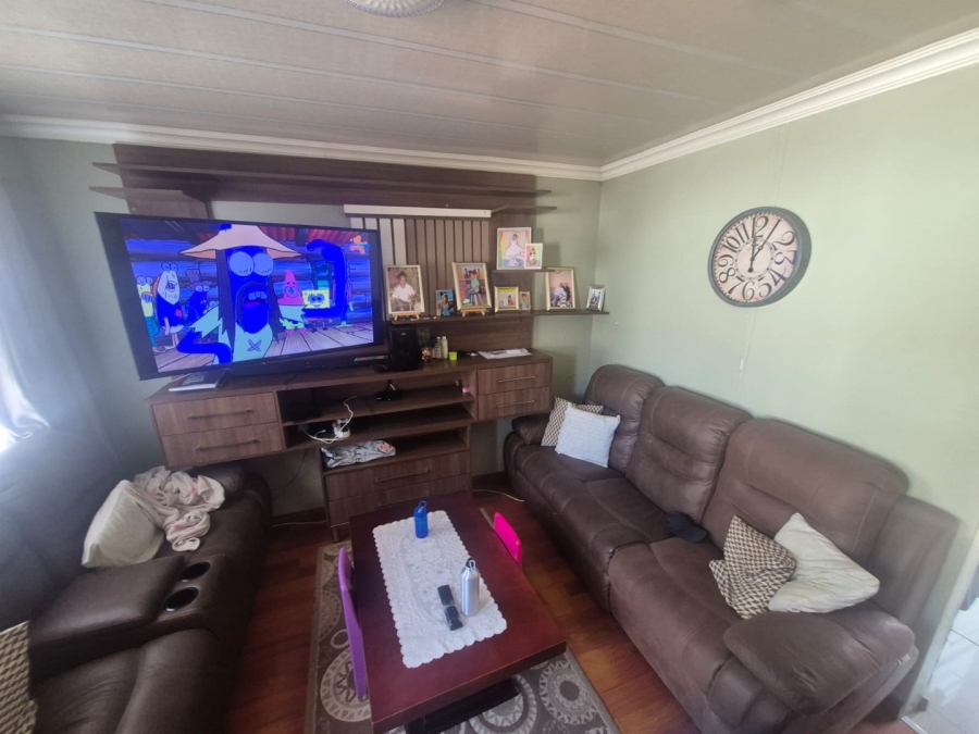 3 Bedroom Property for Sale in Kwadwesi Eastern Cape